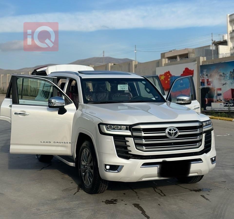 تويوتا لاندكروزر